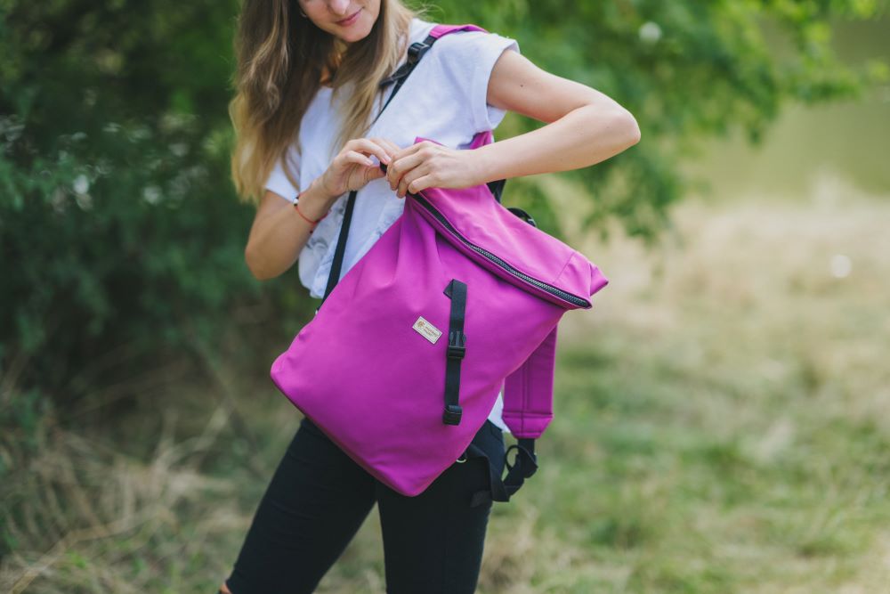 Monkey Mum® Sac à dos intégré en softshell pour porte-bébé Carrie - Framboise juteuse